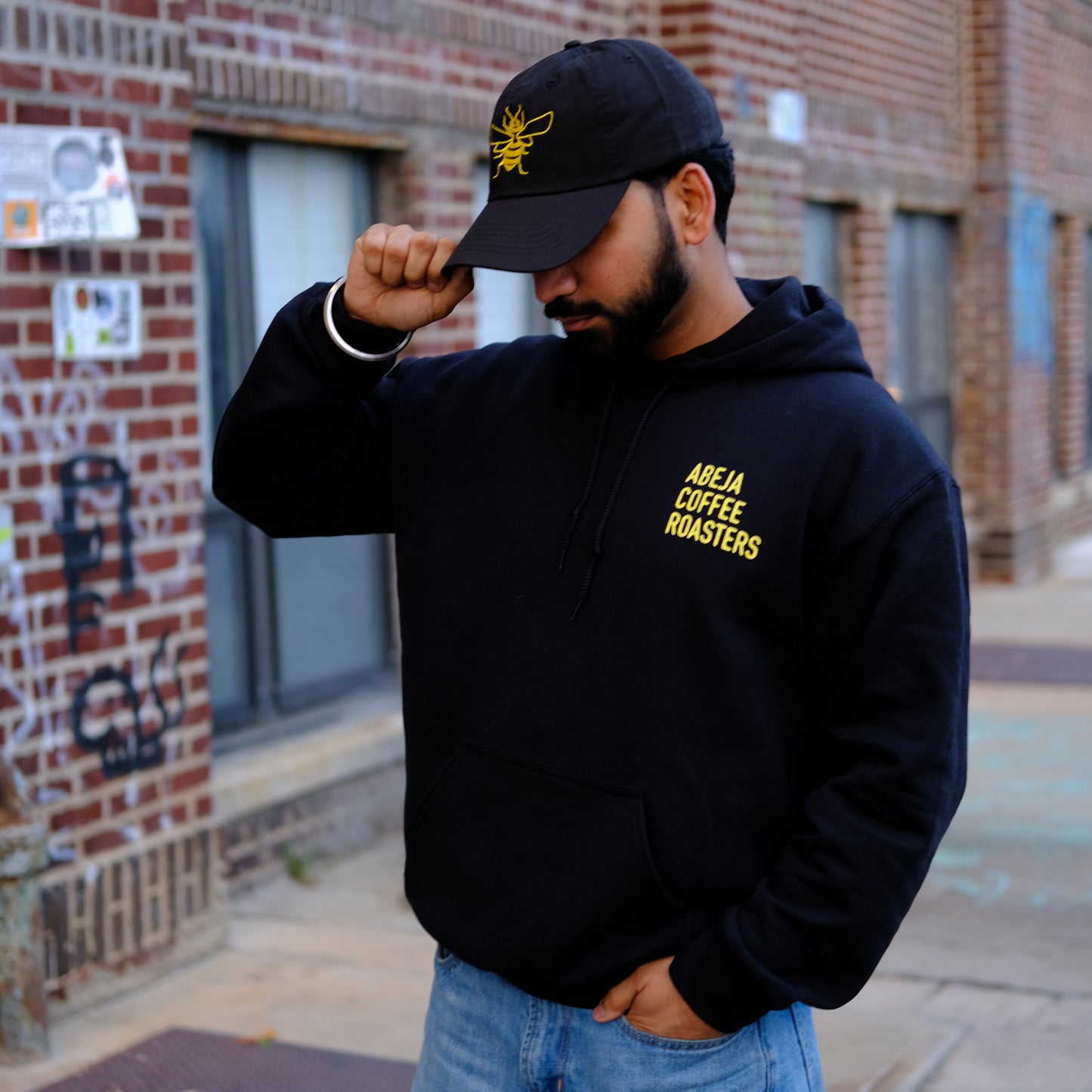 Abeja Hoodie - Black, Yellow