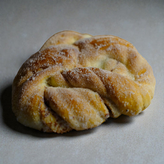 Kanelbullar (Cardamom Bun)
